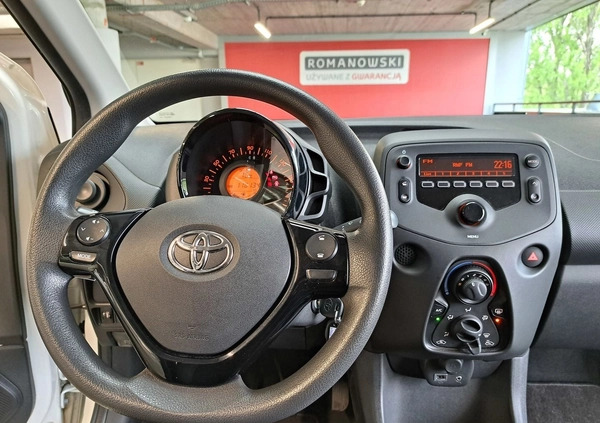 Toyota Aygo cena 38900 przebieg: 118120, rok produkcji 2020 z Kraków małe 379